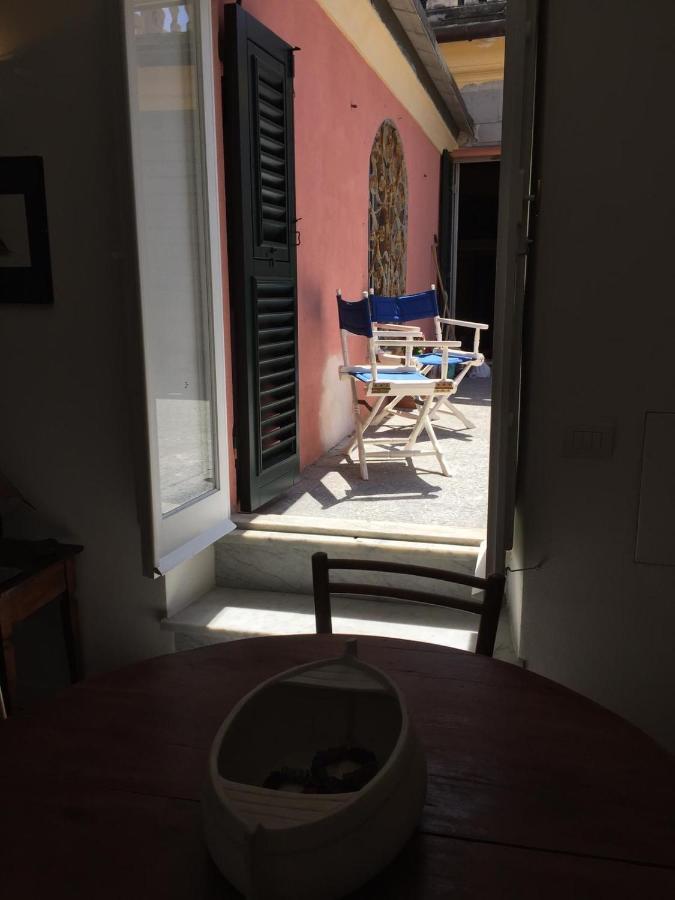 La Trabacca, Attico Nel Pieno Centro Di Levanto Exterior foto